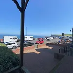 Sea Forever Oceanfront Perfectly Apartment *