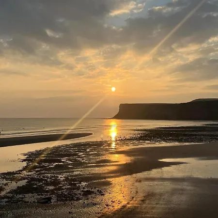 Sea Forever Oceanfront Perfectly شقة